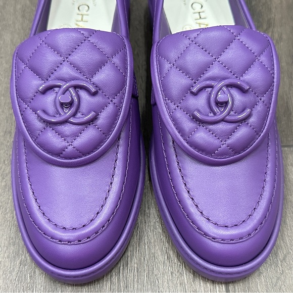 2023 CHANEL CC LOGO LOCK PURPLE LEATHER LOAFERS OXFORD SHOES 37 NEW - Picture 9 of 16